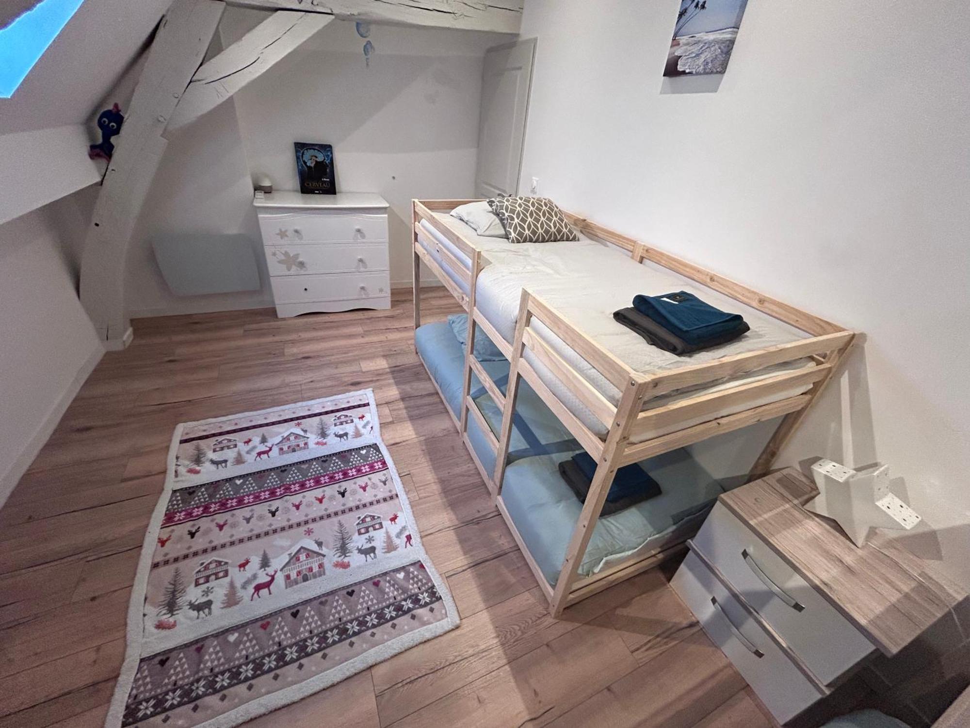 La Chambre Des Petits Voyageurs Sennecey-lès-Dijon Buitenkant foto