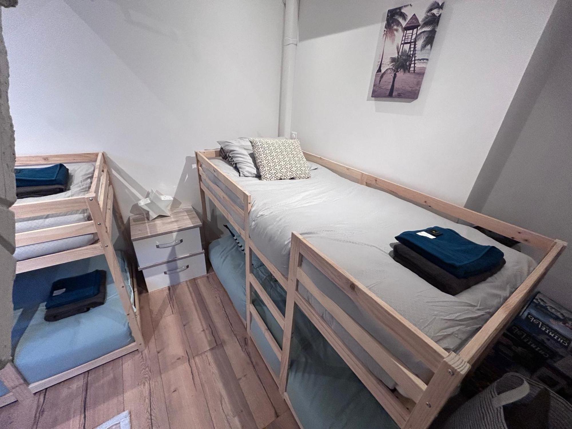 La Chambre Des Petits Voyageurs Sennecey-lès-Dijon Buitenkant foto