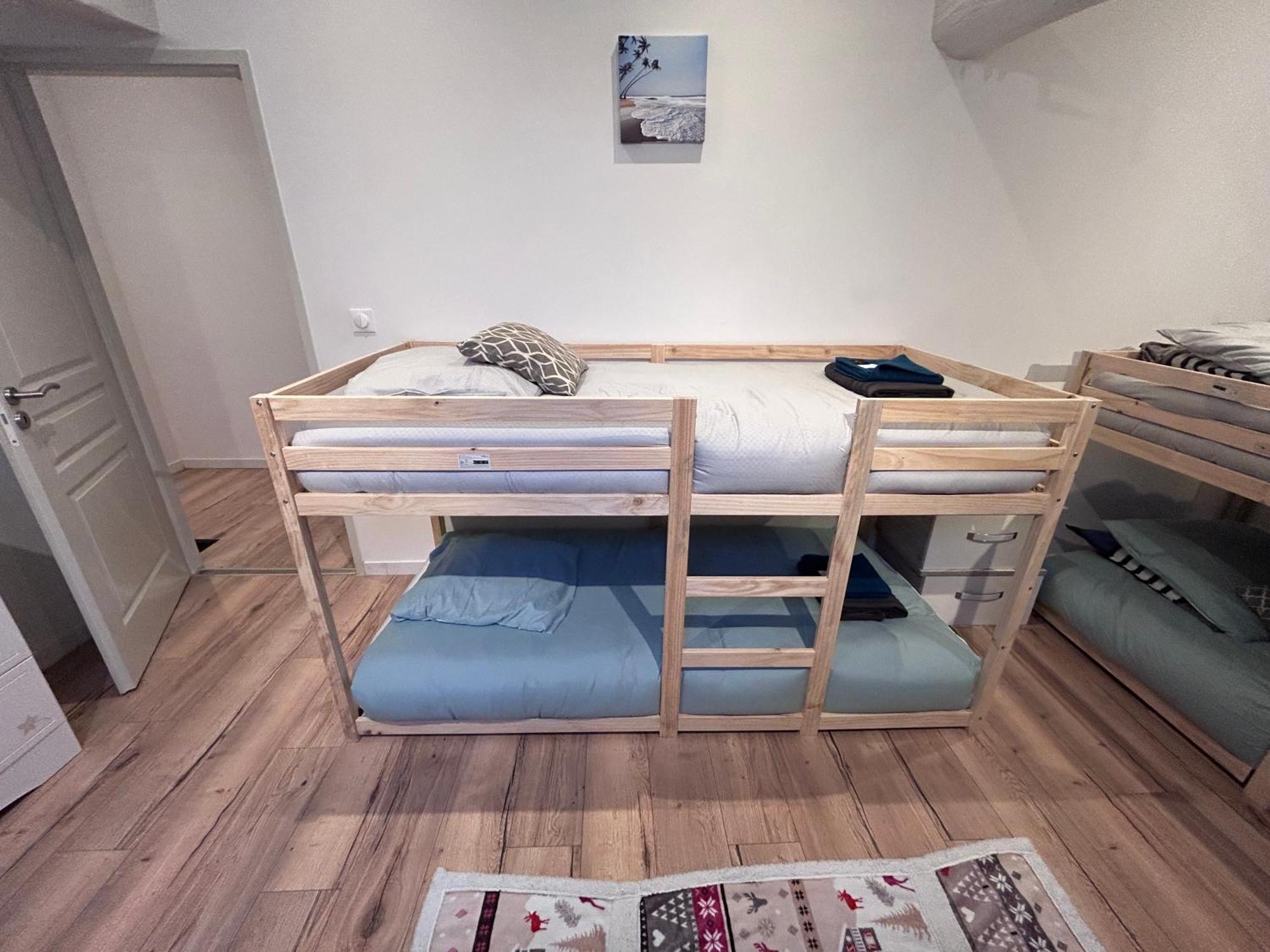 La Chambre Des Petits Voyageurs Sennecey-lès-Dijon Buitenkant foto
